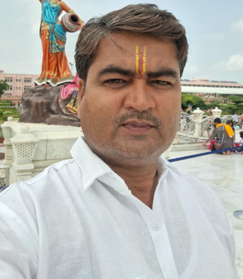 मनीष कुमार सिंह